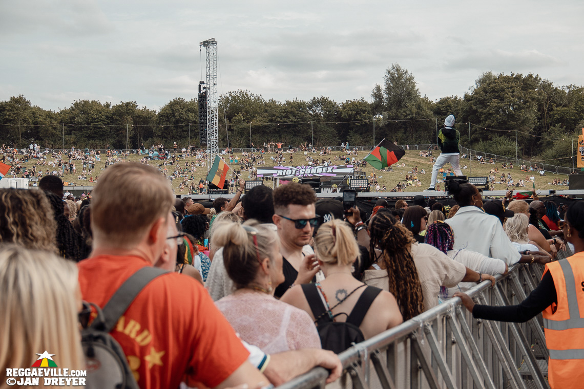 Anthony B, Luciano, Becca D