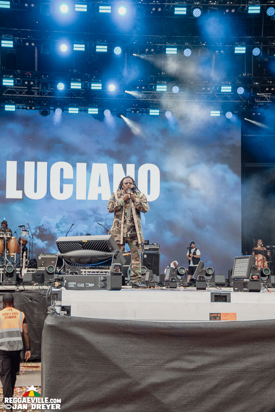 Anthony B, Luciano, Becca D