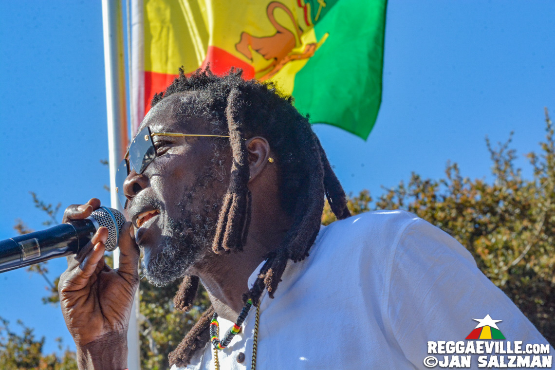 Marlon Asher, Empress Akua, Quinto Sol