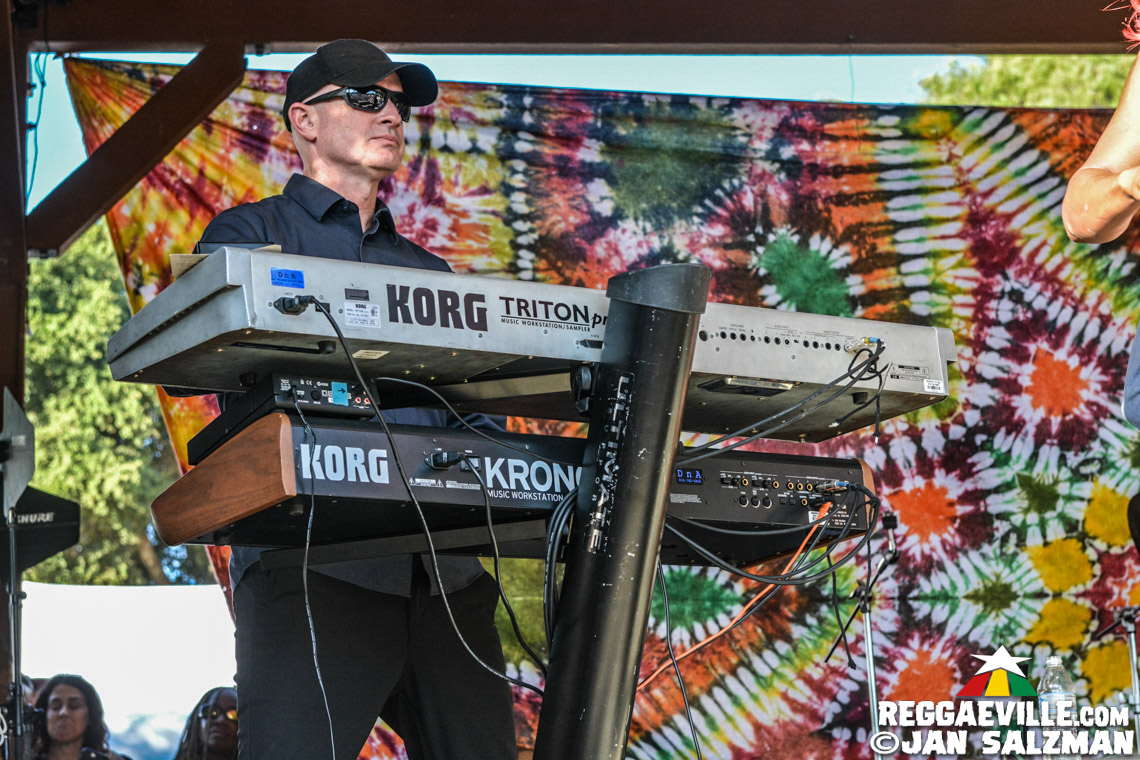 Steel Pulse, Don Carlos