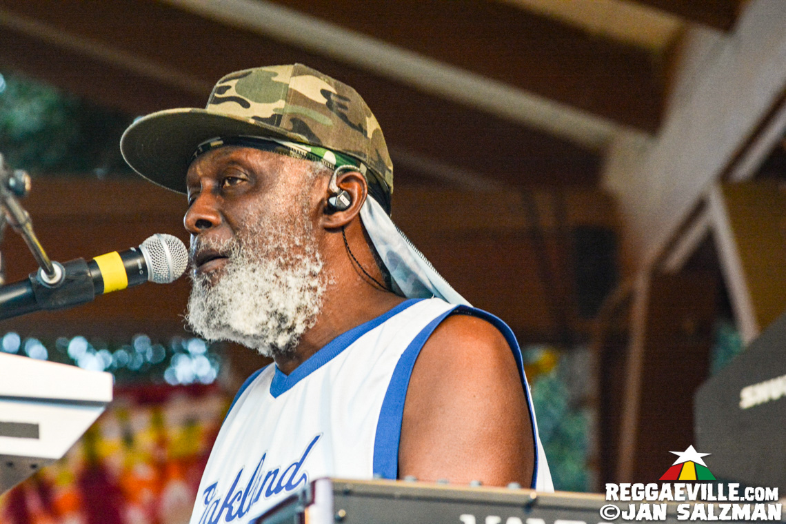 Steel Pulse, Don Carlos