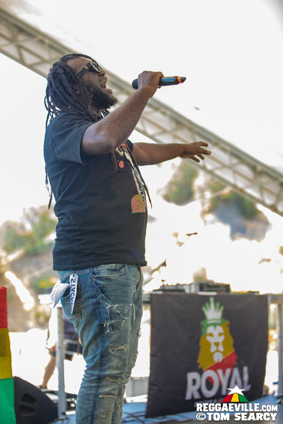 Arkaingelle, Rocker T, Chezidek, Tuff Like Iron