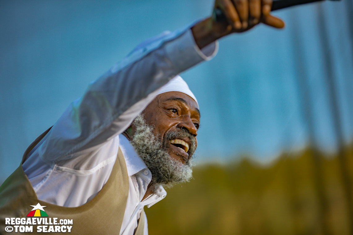 Lila Iké & Wurl Sound, Capleton, Lutan Fyah, Konshens