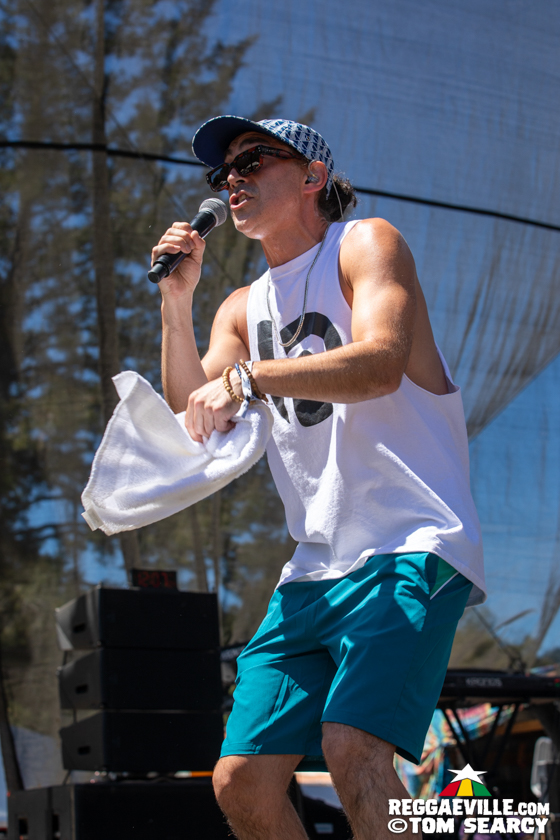 Sister Nancy, Iba Mahr, Bobby Hustle