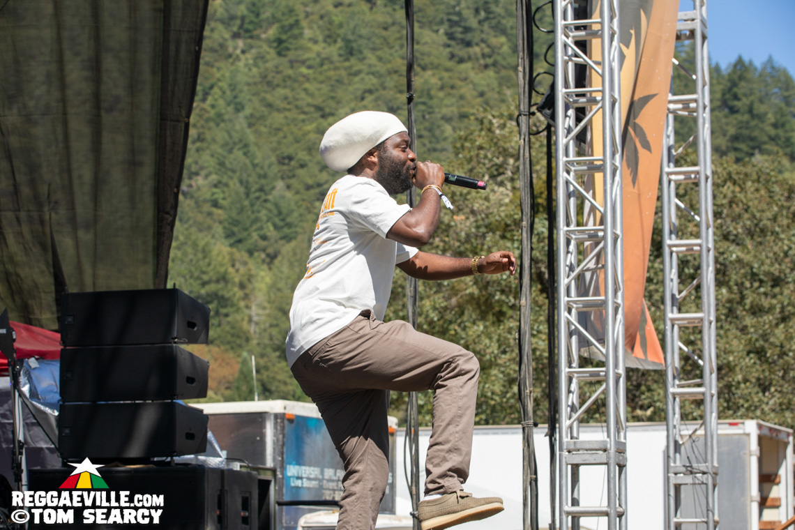 Sister Nancy, Iba Mahr, Bobby Hustle