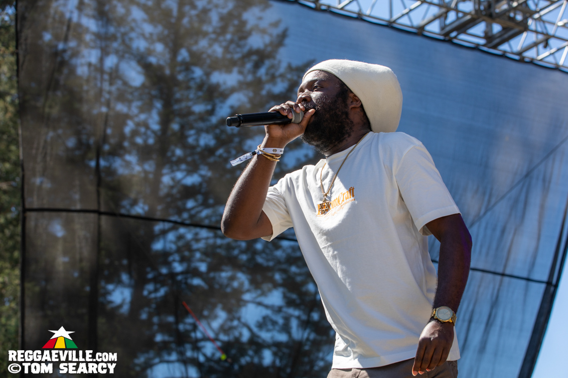 Sister Nancy, Iba Mahr, Bobby Hustle