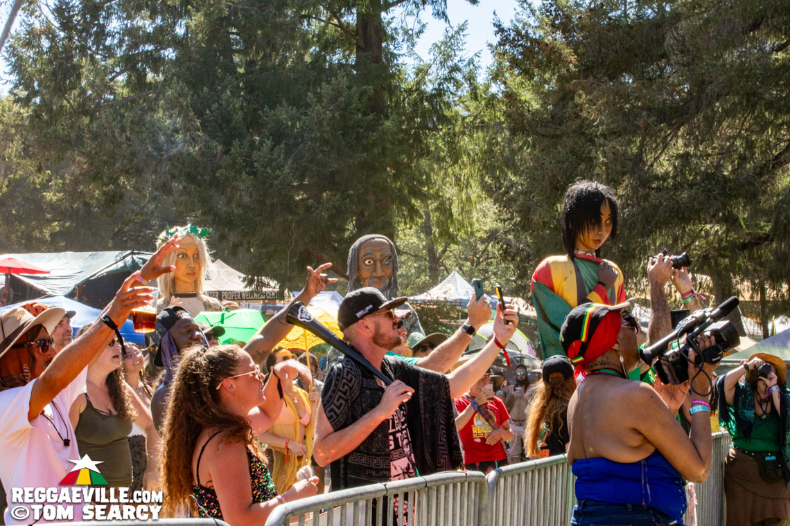 Sister Nancy, Iba Mahr, Bobby Hustle