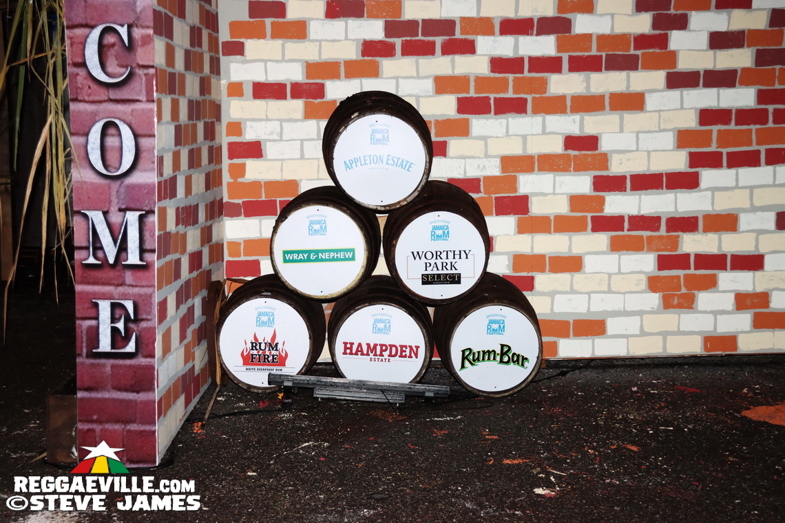 Beenie Man, Harry Toddler, Joby Jay, Iotosh, Royal Blu, Amanyea