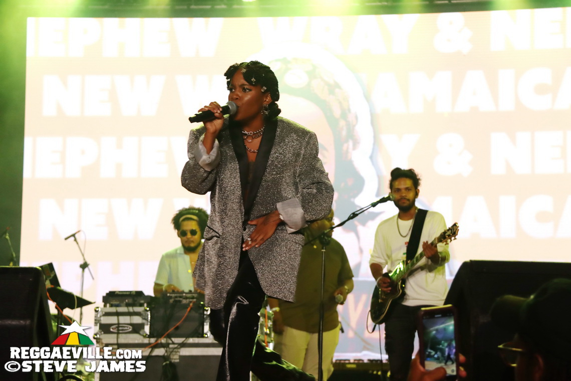 Beenie Man, Harry Toddler, Joby Jay, Iotosh, Royal Blu, Amanyea