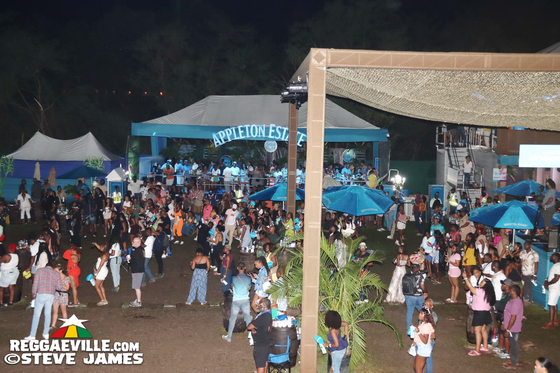 Beenie Man, Harry Toddler, Joby Jay, Iotosh, Royal Blu, Amanyea