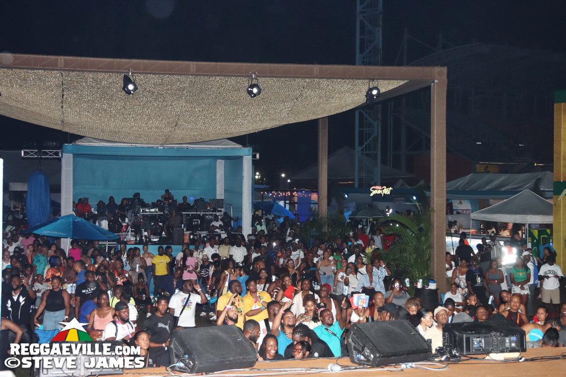 Beenie Man, Harry Toddler, Joby Jay, Iotosh, Royal Blu, Amanyea