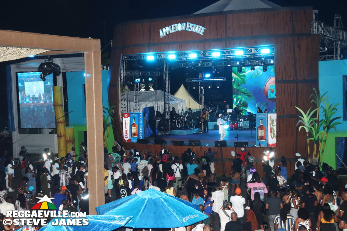 Beenie Man, Harry Toddler, Joby Jay, Iotosh, Royal Blu, Amanyea