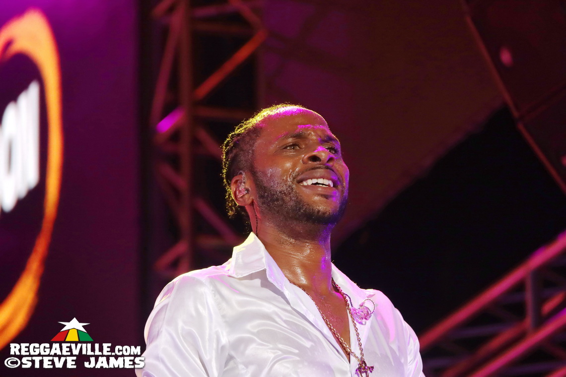 Dexta Daps with Qyor, 450