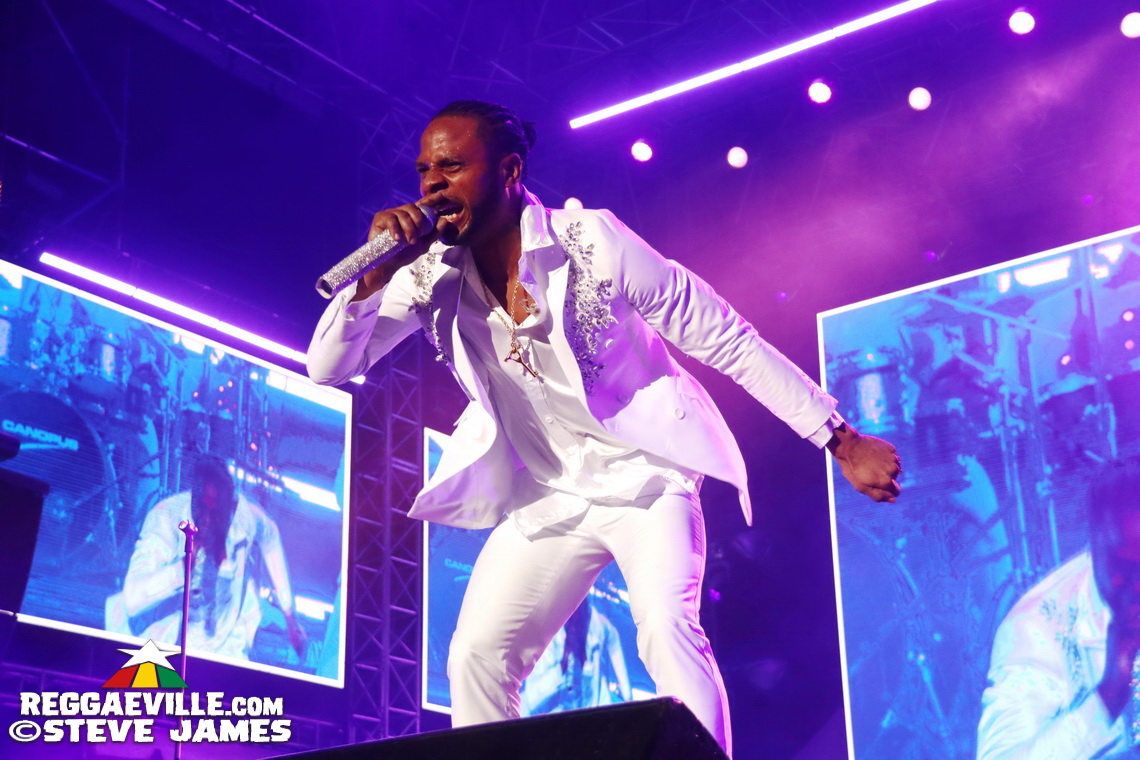 Dexta Daps with Qyor, 450