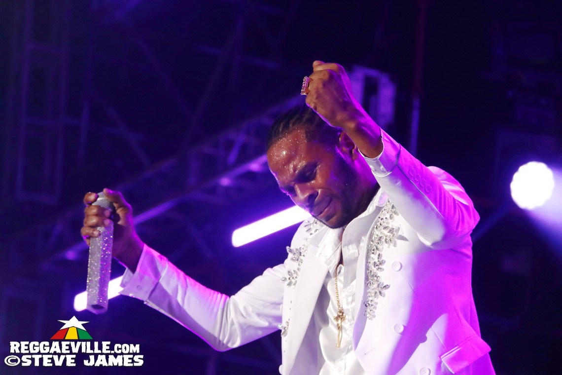 Dexta Daps with Qyor, 450