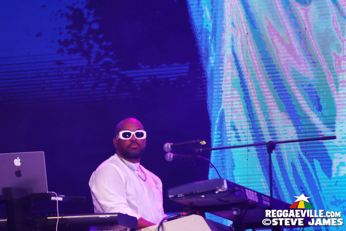 Dexta Daps with Qyor, 450