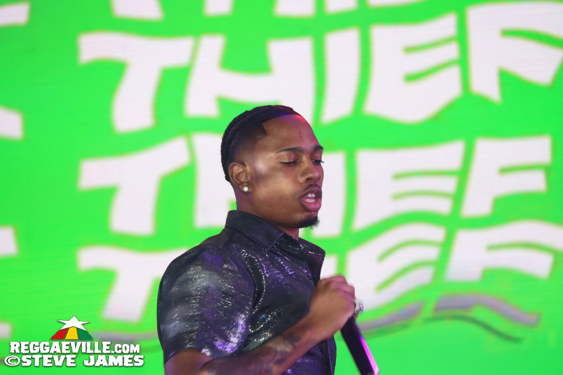 Dexta Daps with Qyor, 450