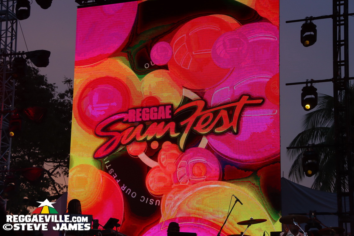 Capleton, Turbulence