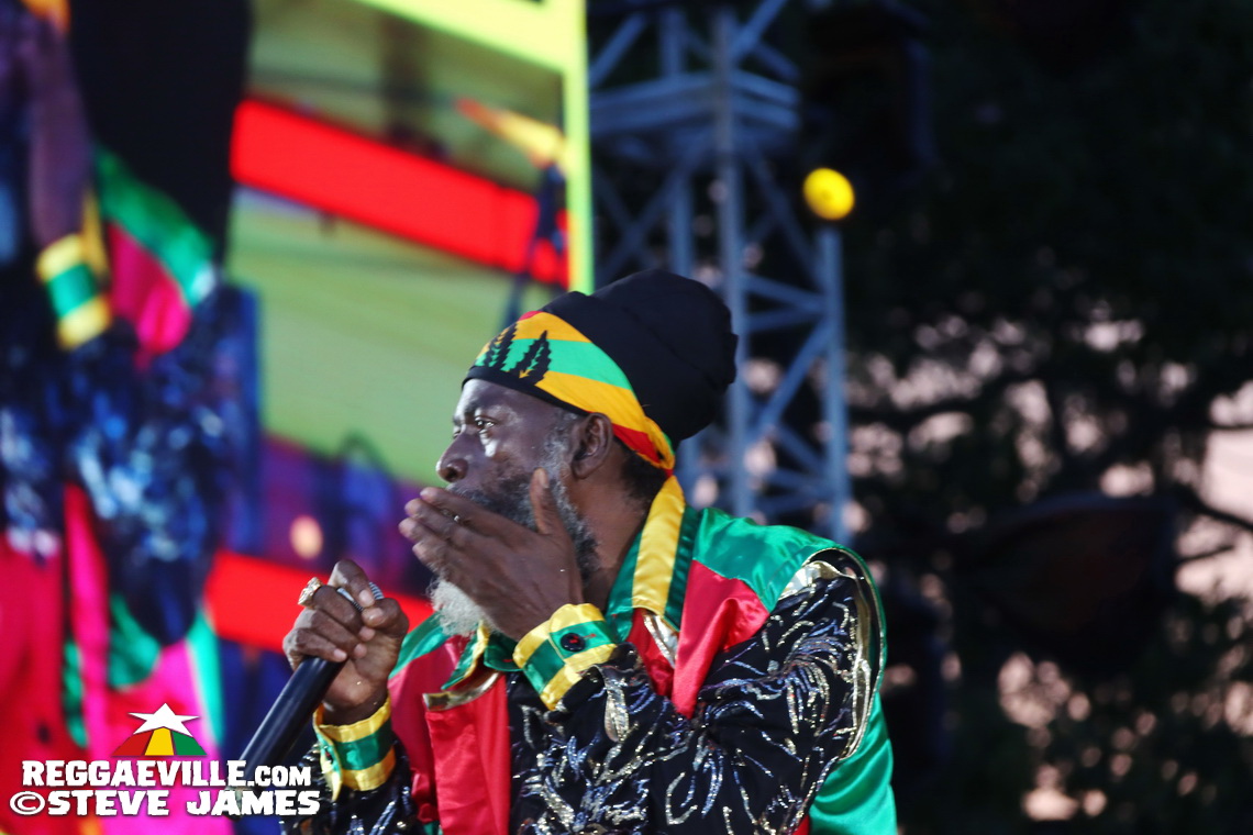 Capleton, Turbulence