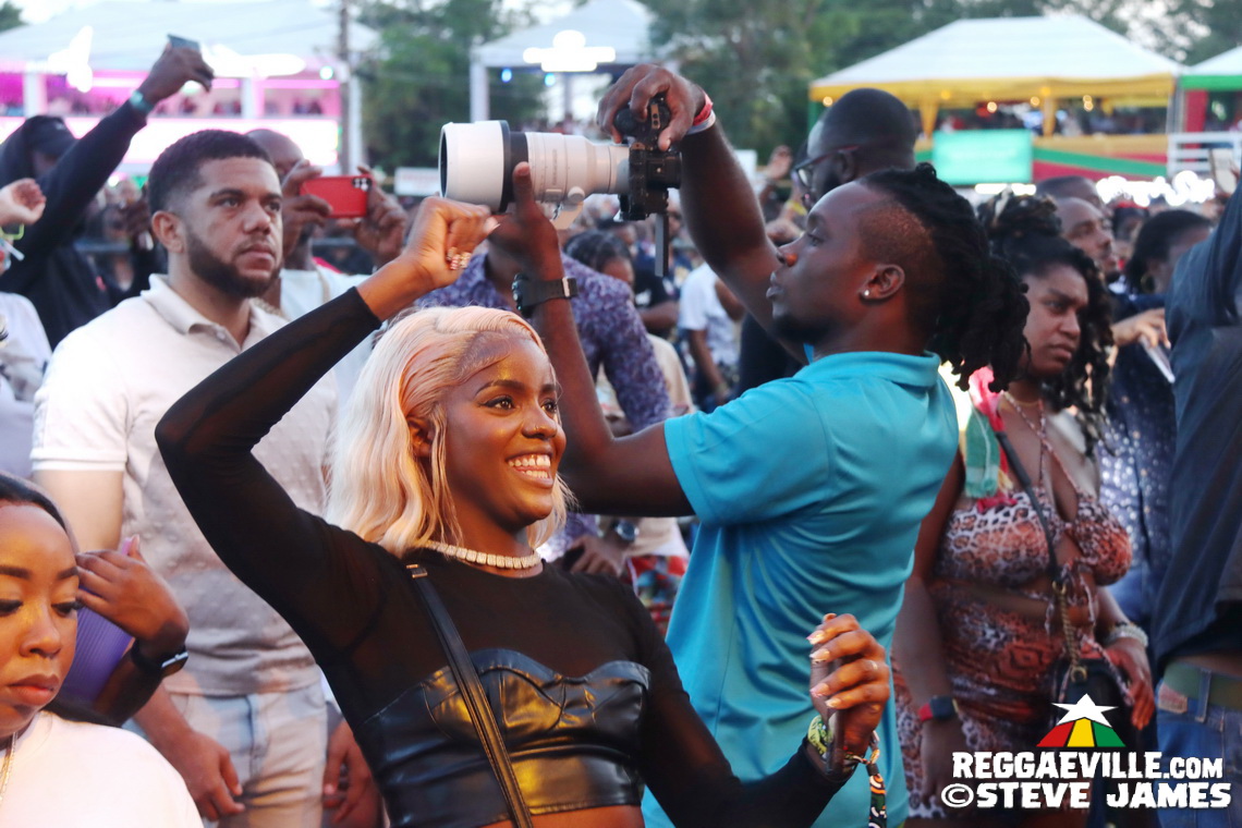 Capleton, Turbulence