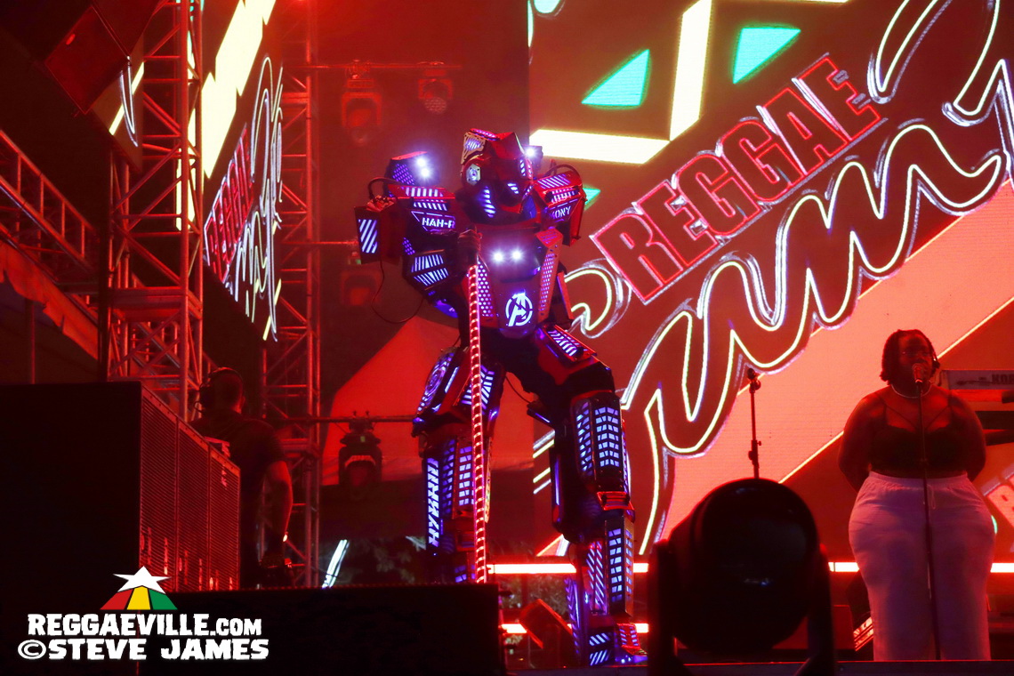 Nigy Boy, Sevana, Ras-I