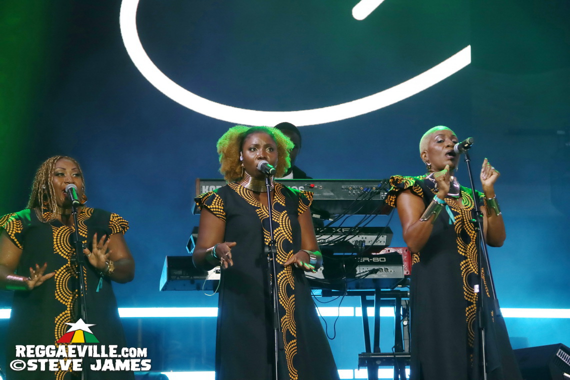 Beres Hammond & The Harmony House Band