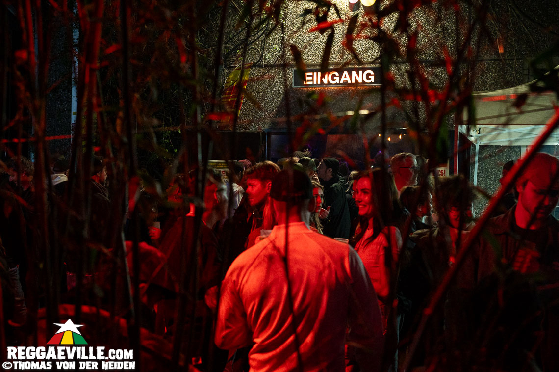 Dub FX feat. Mr. Woodnote, Anthony B & House of Riddim