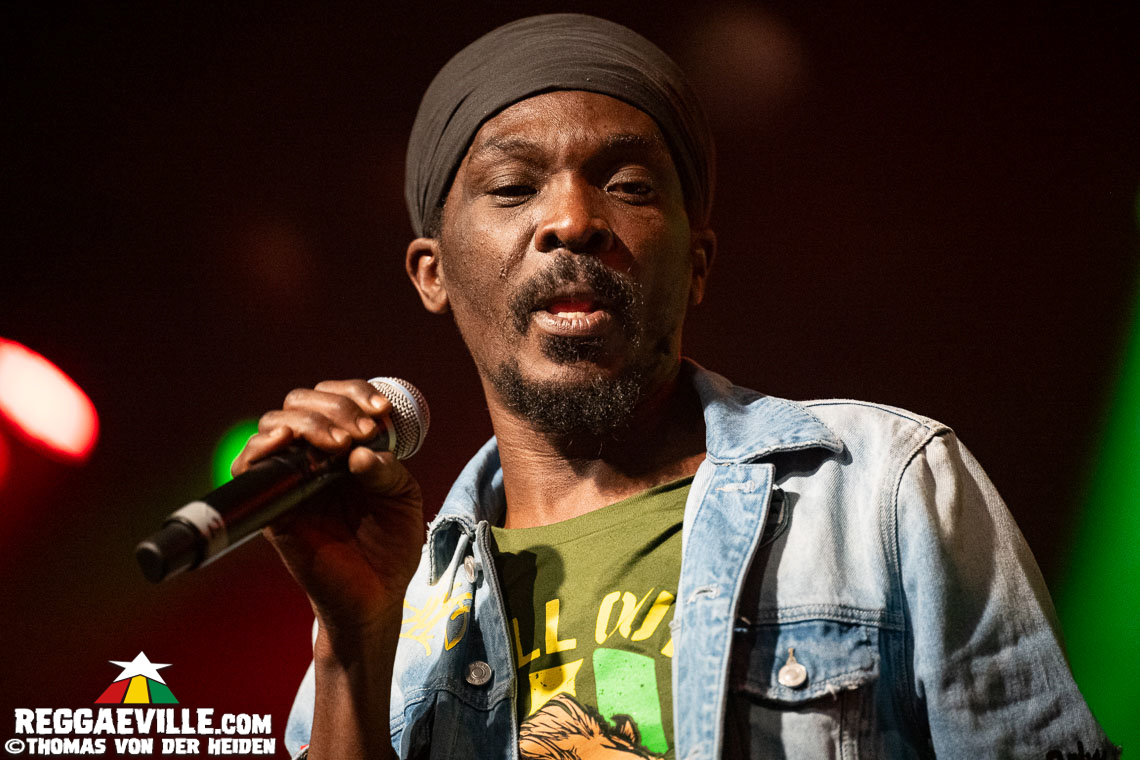 Dub FX feat. Mr. Woodnote, Anthony B & House of Riddim