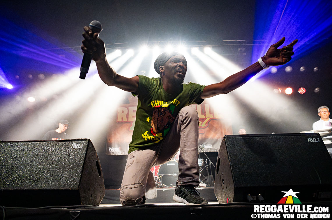 Dub FX feat. Mr. Woodnote, Anthony B & House of Riddim