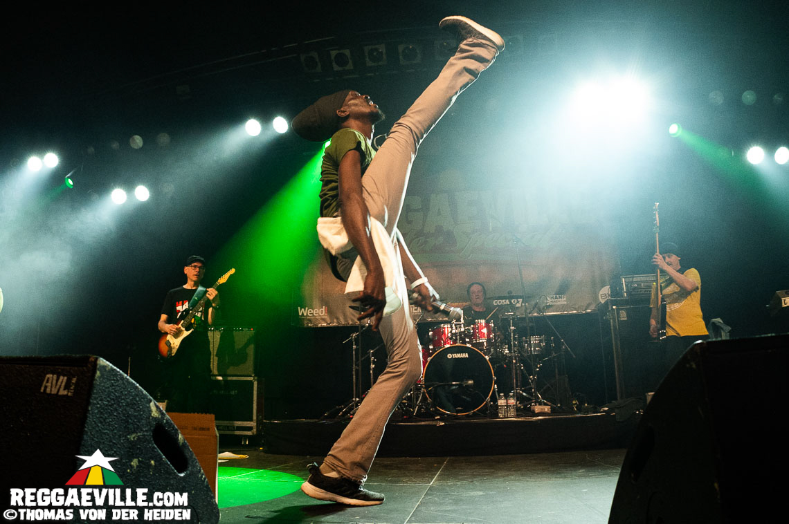 Dub FX feat. Mr. Woodnote, Anthony B & House of Riddim