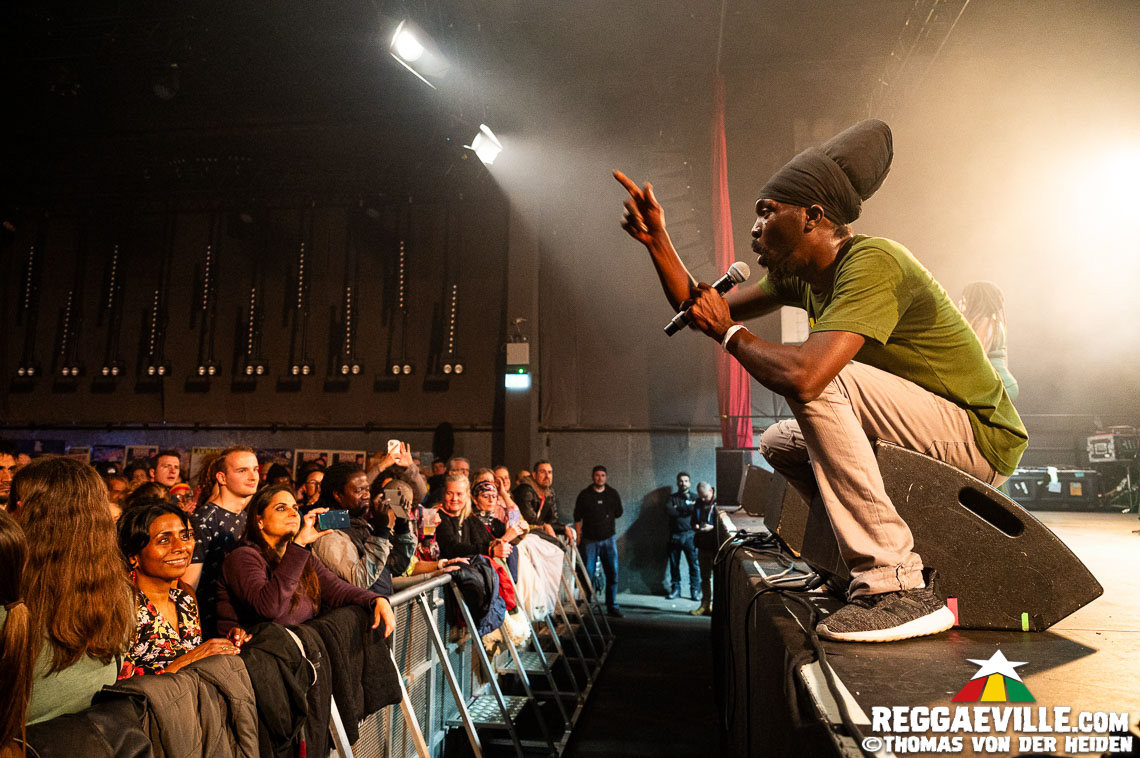 Dub FX feat. Mr. Woodnote, Anthony B & House of Riddim