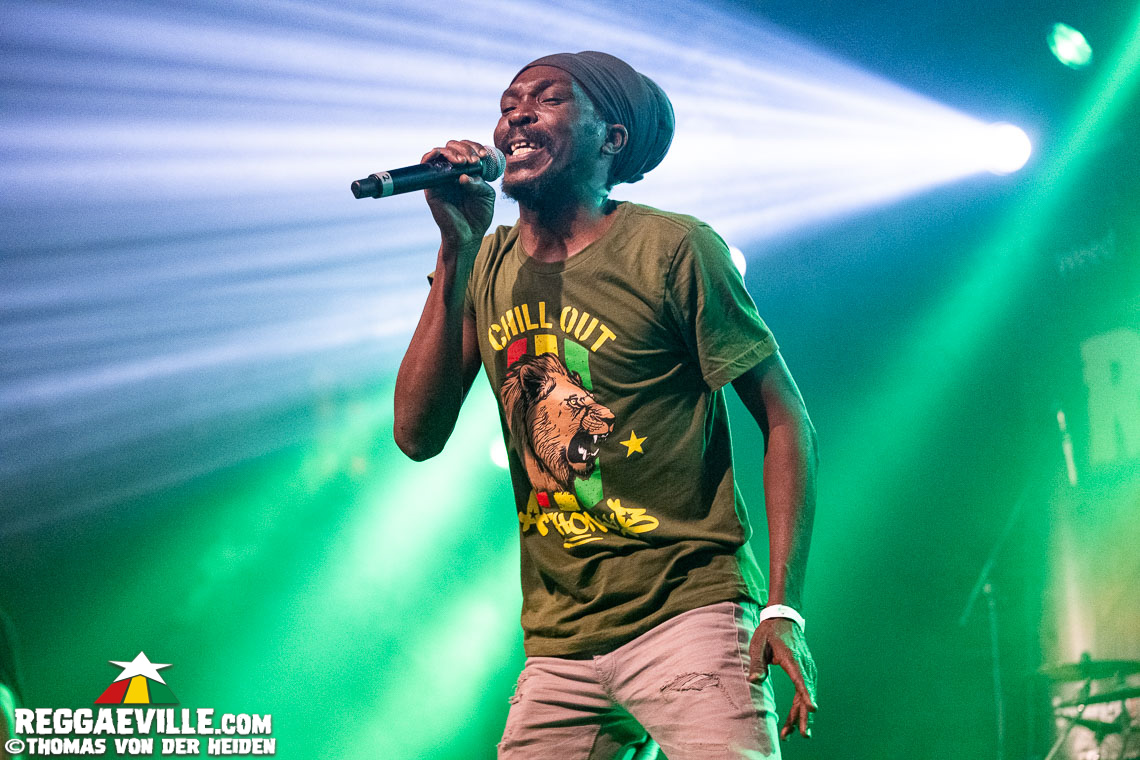 Dub FX feat. Mr. Woodnote, Anthony B & House of Riddim