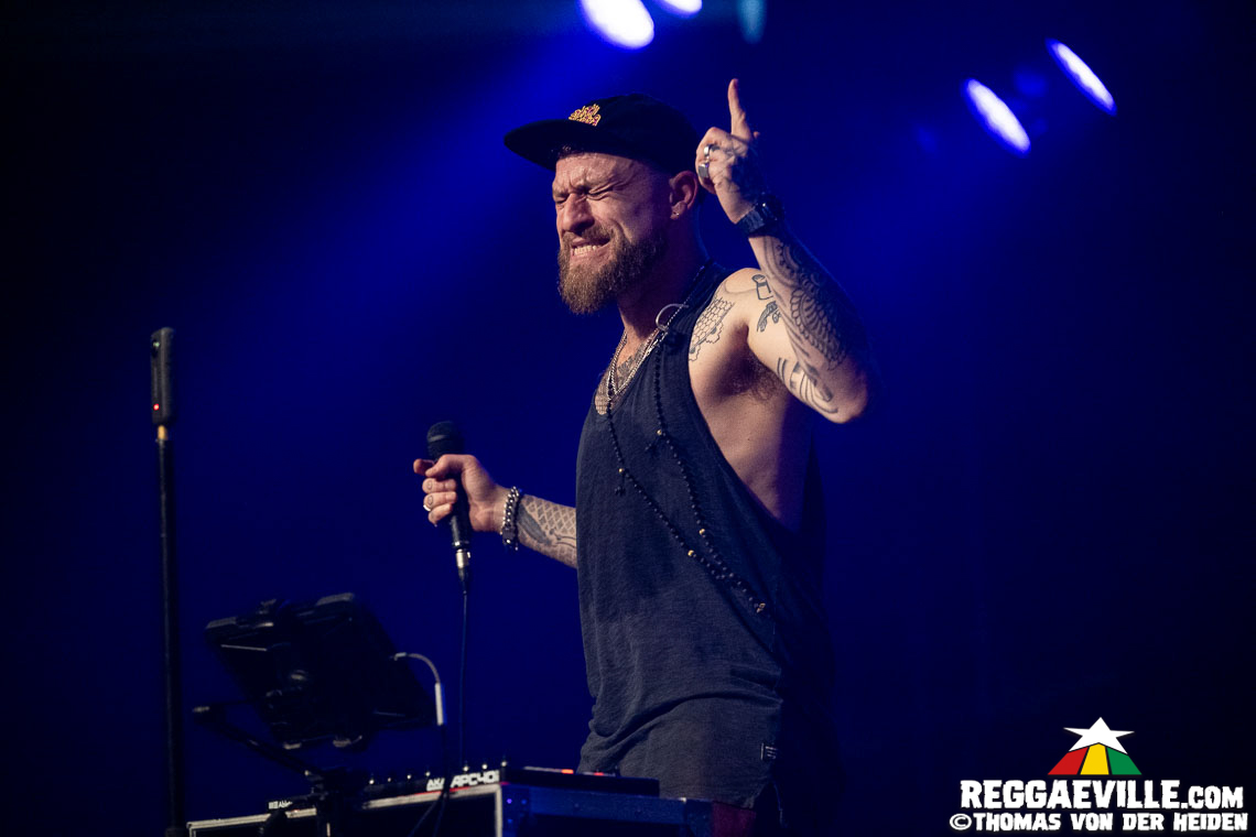 Dub FX feat. Mr. Woodnote, Anthony B & House of Riddim