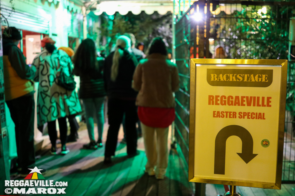 Dub FX feat. Mr. Woodnote, Anthony B, Eek-A-Mouse, Yaksta & House of Riddim