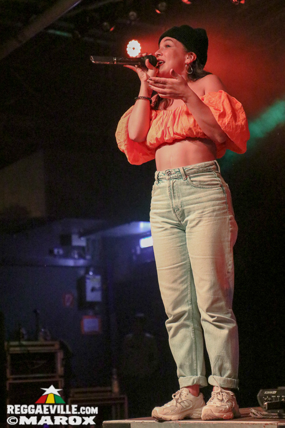 Dub FX feat. Mr. Woodnote, Anthony B, Eek-A-Mouse, Yaksta & House of Riddim