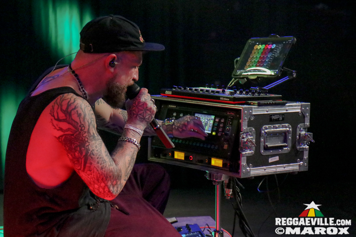 Dub FX feat. Mr. Woodnote, Anthony B, Eek-A-Mouse, Yaksta & House of Riddim