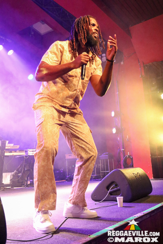 Dub FX feat. Mr. Woodnote, Anthony B, Eek-A-Mouse, Yaksta & House of Riddim
