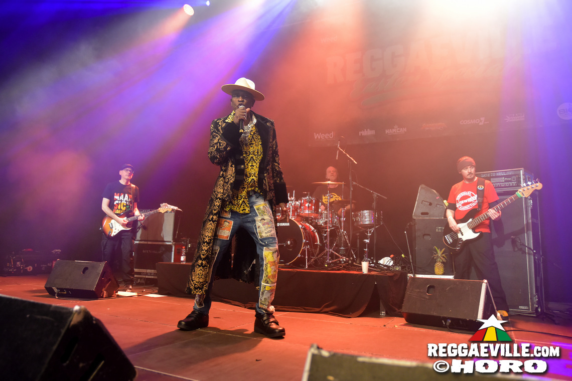 Eek-A-Mouse, Yaksta, House of Riddim