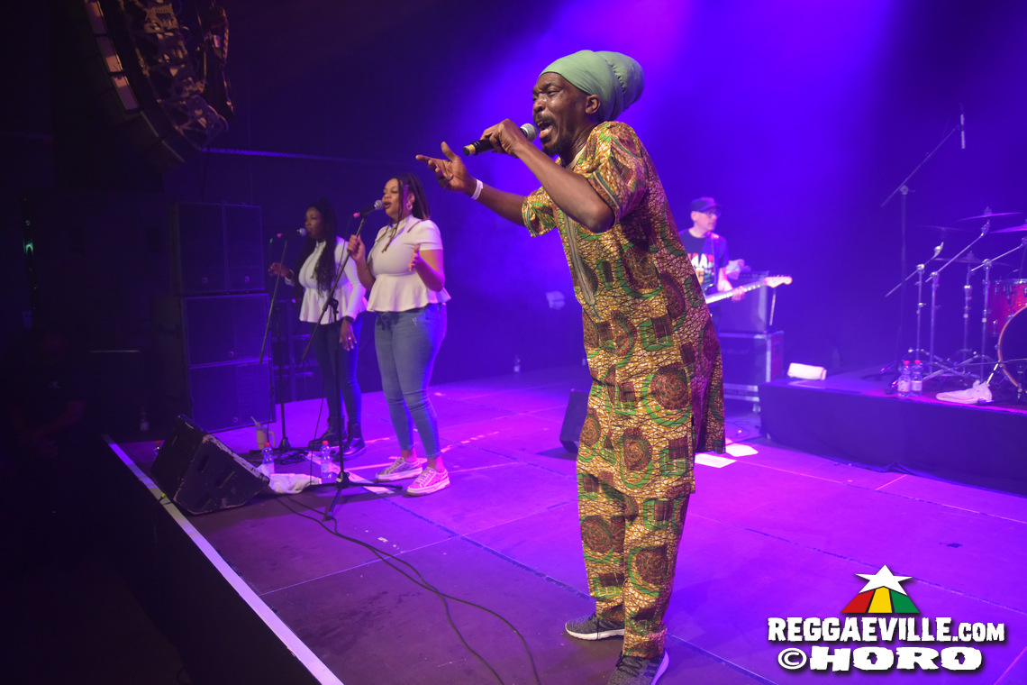 Dub FX feat. Mr. Woodnote, Anthony B & House of Riddim