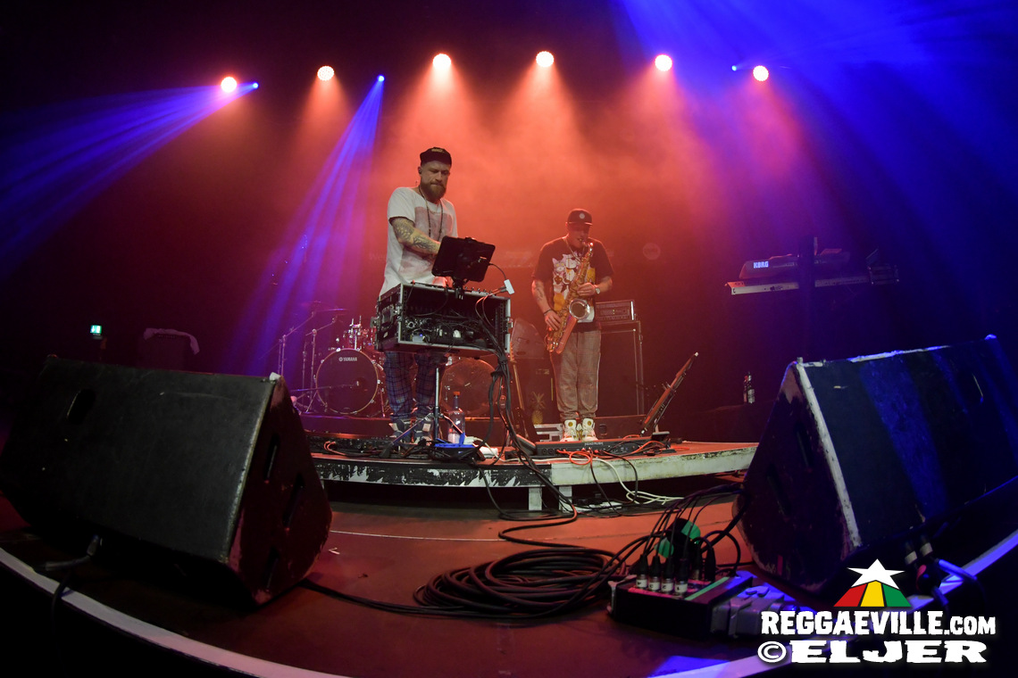 Dub FX feat. Mr. Woodnote, Anthony B & House of Riddim