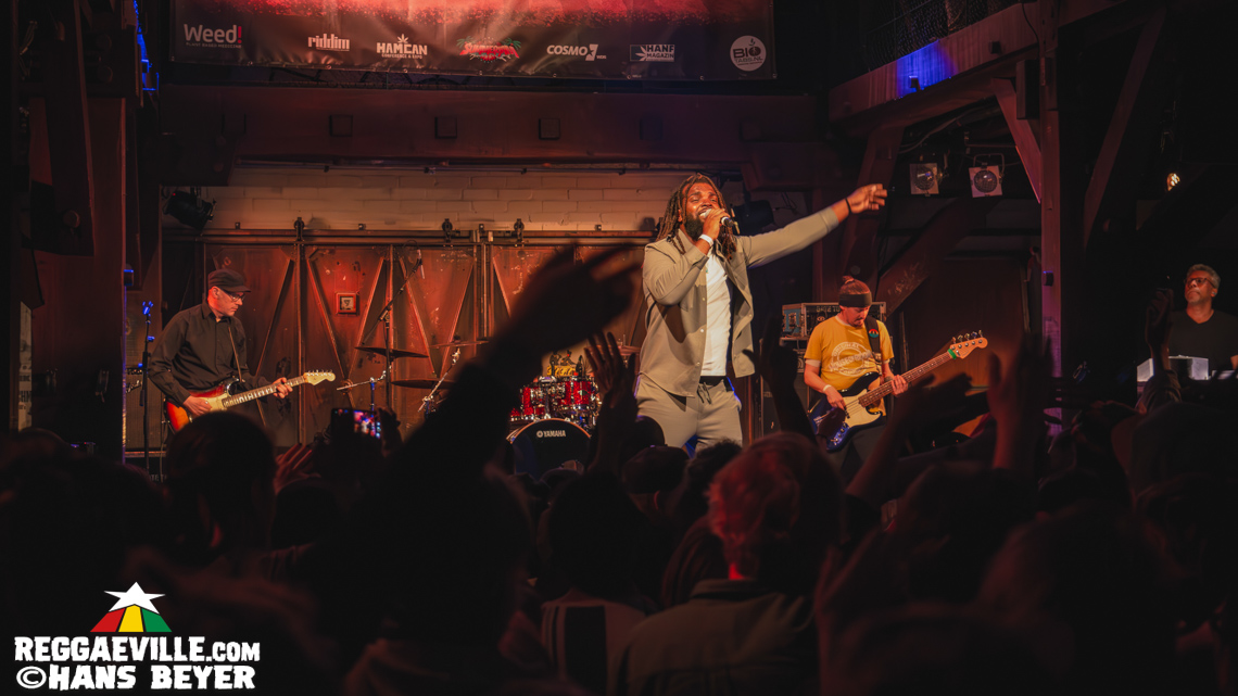 Dub FX feat. Mr. Woodnote, Anthony B, Eek-A-Mouse, Yaksta & House of Riddim