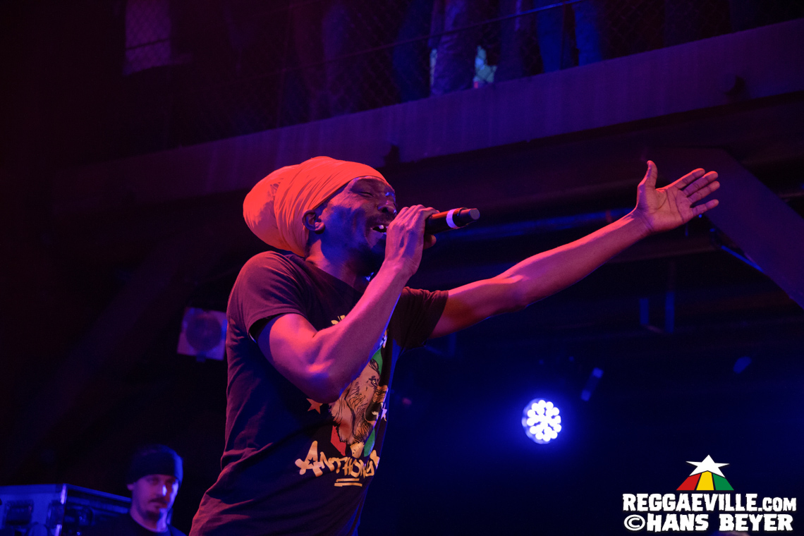 Dub FX feat. Mr. Woodnote, Anthony B, Eek-A-Mouse, Yaksta & House of Riddim