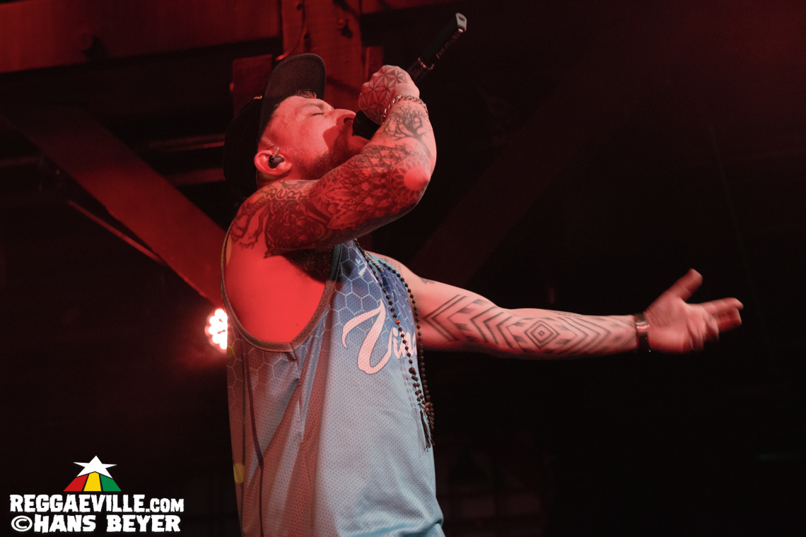 Dub FX feat. Mr. Woodnote, Anthony B, Eek-A-Mouse, Yaksta & House of Riddim