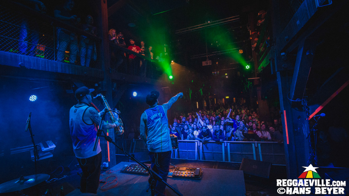 Dub FX feat. Mr. Woodnote, Anthony B, Eek-A-Mouse, Yaksta & House of Riddim