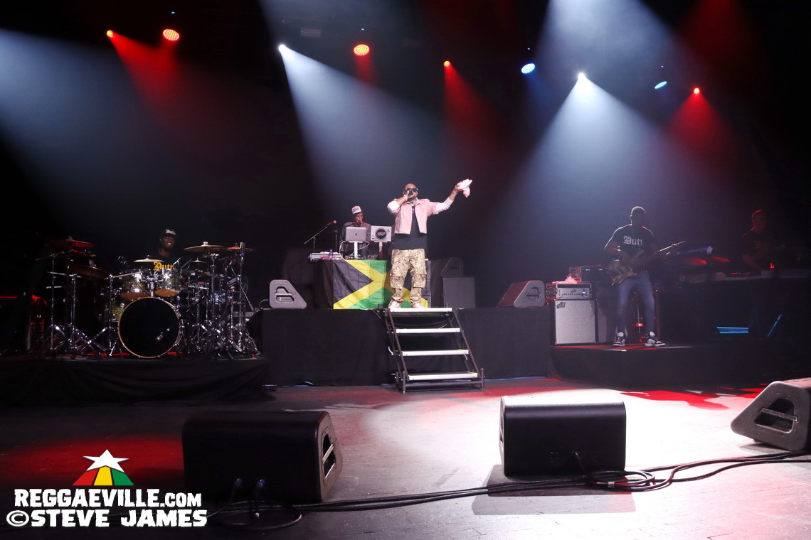 Sean Paul, Chi Ching Ching, Ras Ajai, YG Marley