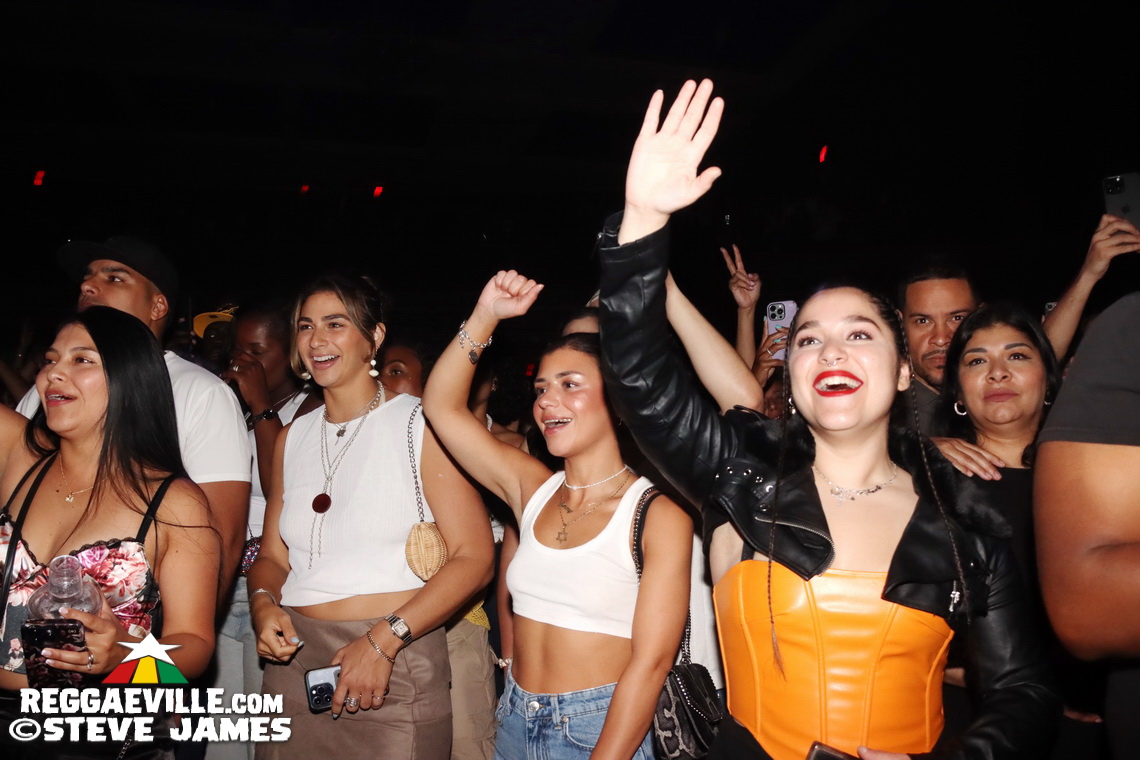 Sean Paul, Chi Ching Ching, Ras Ajai, YG Marley