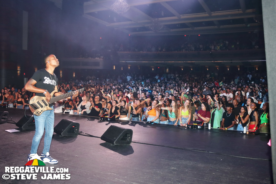 Sean Paul, Chi Ching Ching, Ras Ajai, YG Marley