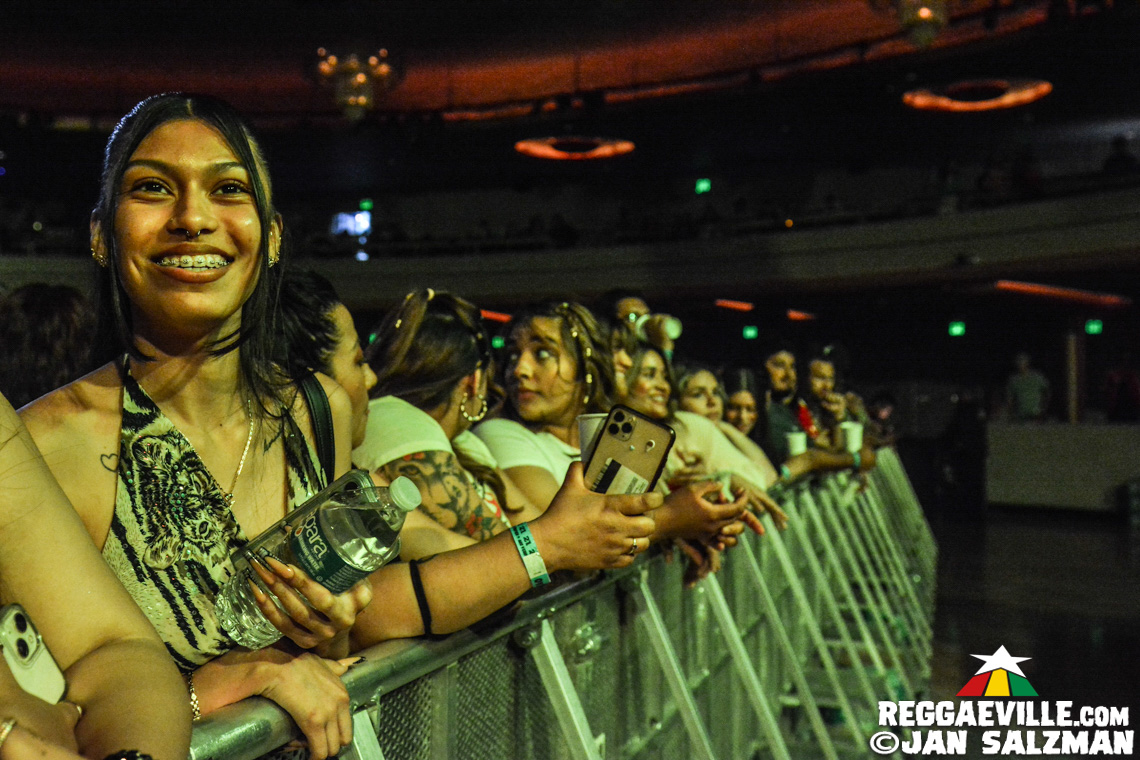 Sean Paul, Farina, Chi Ching Ching, Quan-Dajai, Ras Ajai