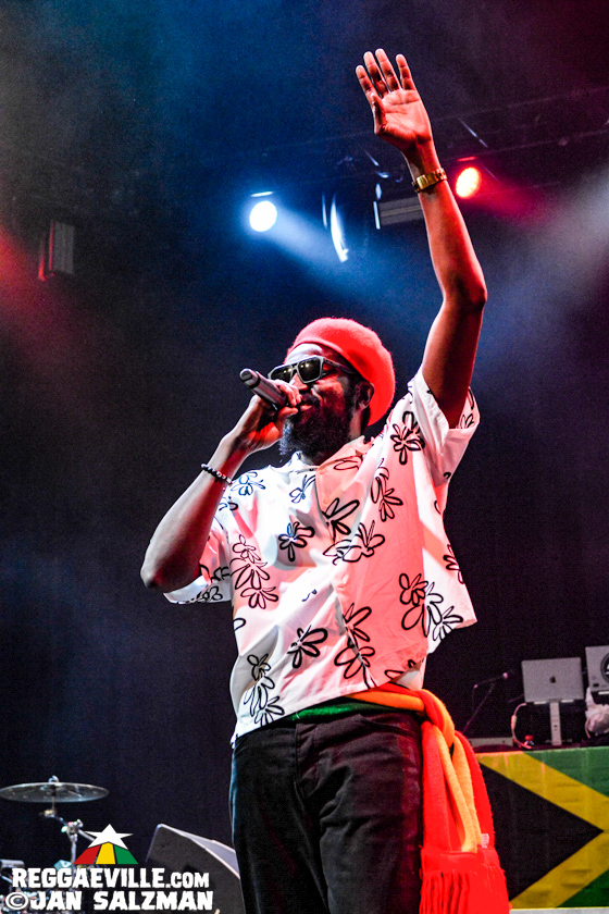 Sean Paul, Farina, Chi Ching Ching, Quan-Dajai, Ras Ajai