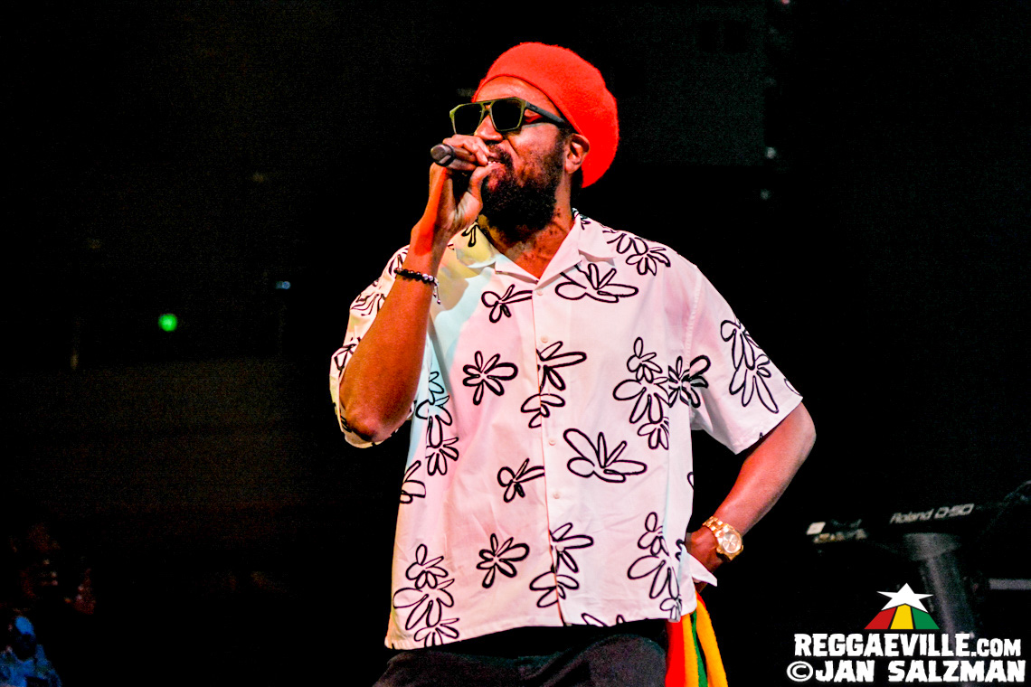 Sean Paul, Farina, Chi Ching Ching, Quan-Dajai, Ras Ajai